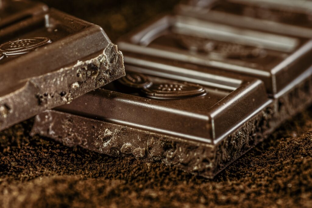 Studiu. Cât de benefică este ciocolata neagră pentru sănătatea ta