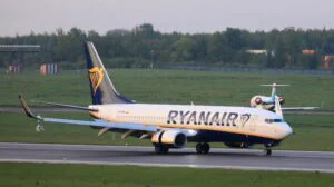 Ryanair anulează mai multe curse. Ce se întâmplă cu pasagerii care și-au luat deja bilet