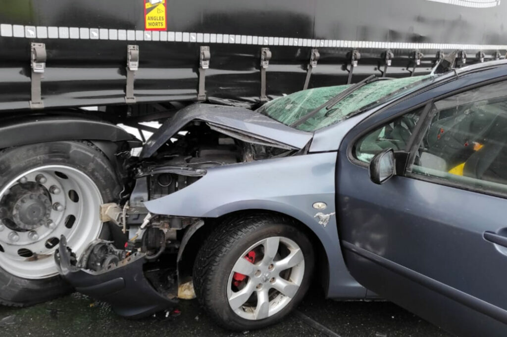 Codul Rutier. Cea mai dură sancțiune pentru șoferii care provoacă accidente a intrat în vigoare