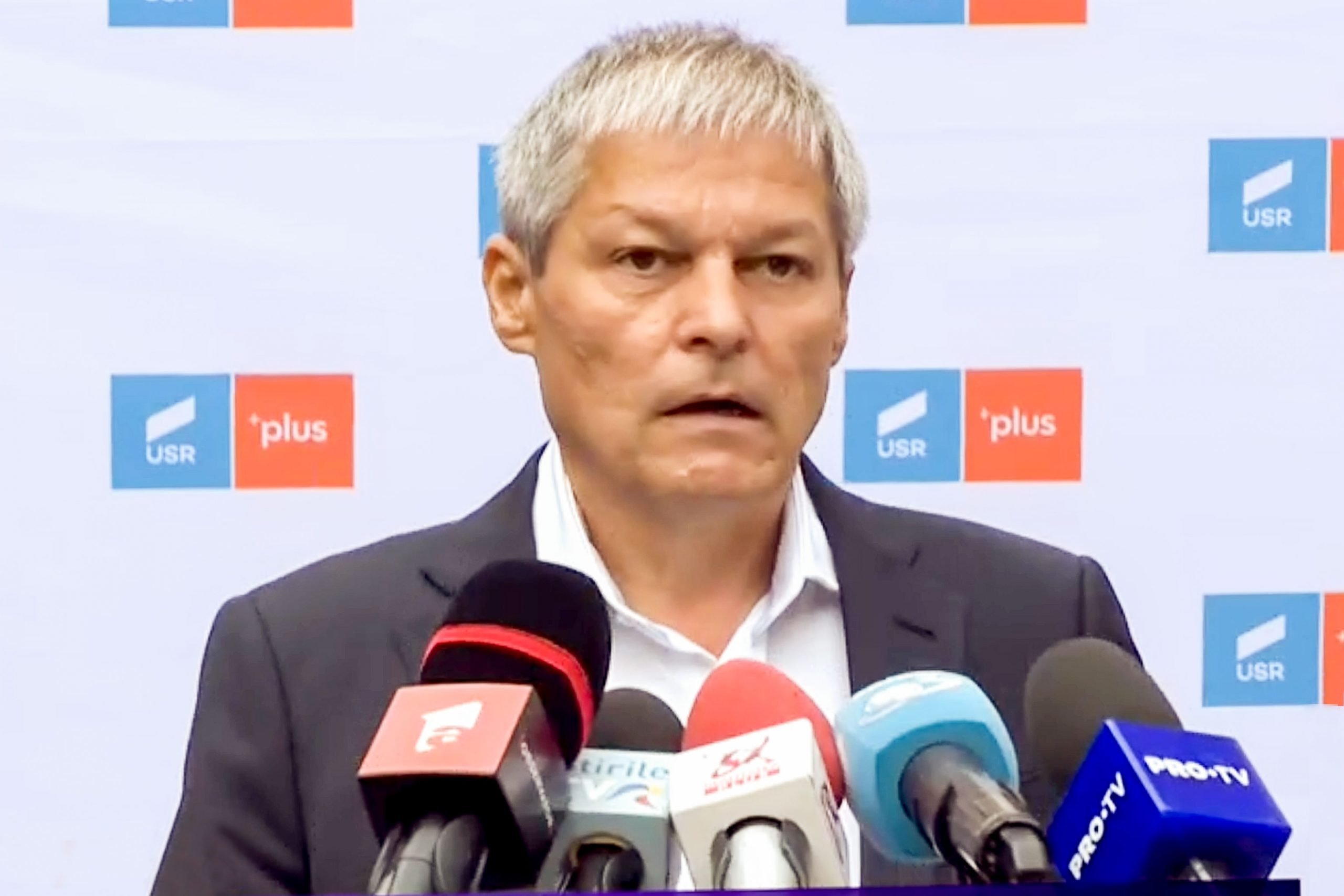 Dacian Cioloș își asumă înfrângerea de la alegeri: „Scorul național este un eșec pentru noi”