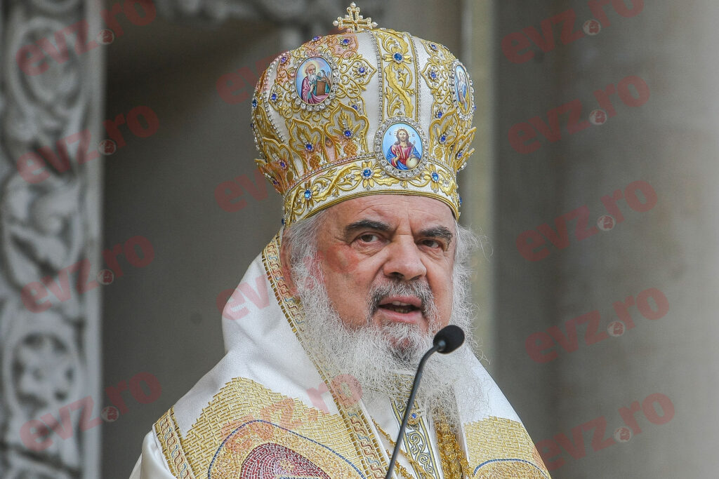 Patriarhul Daniel: Tinerii nu sunt făcuți pentru moarte, ci pentru viață, pentru a fi bucurie familiei