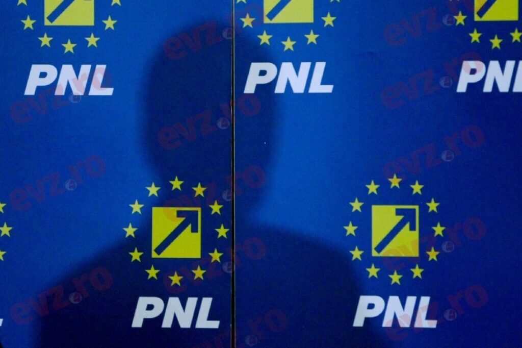 Noi mutări pe scena politică! PNL încasează încă o lovitură de la aliații PSD