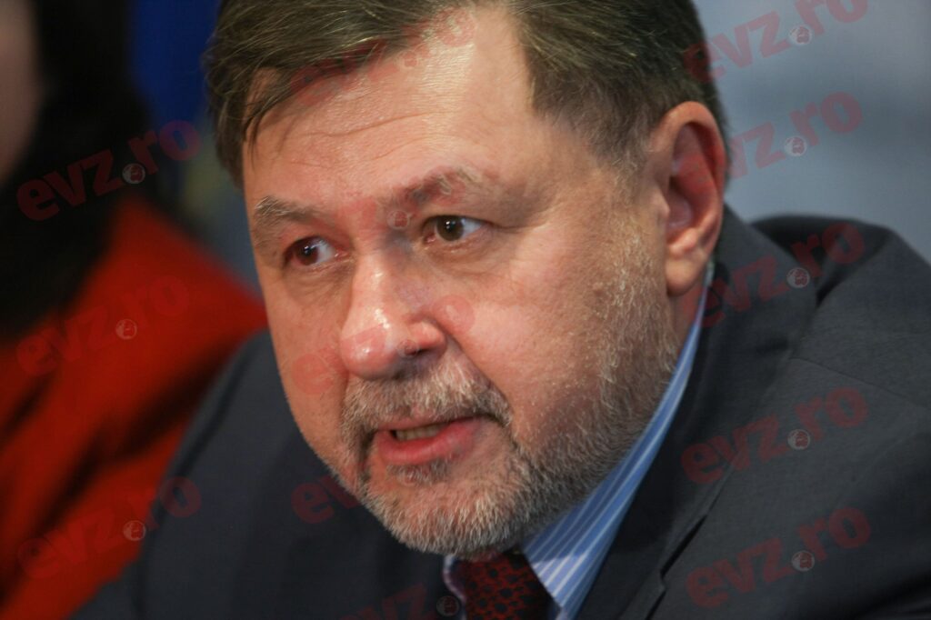 Alexandru Rafila: „După 15 ianuarie va fi o creștere mai rapidă a numărului de cazuri. Estimăm 800.000 de îmbolnăviri”