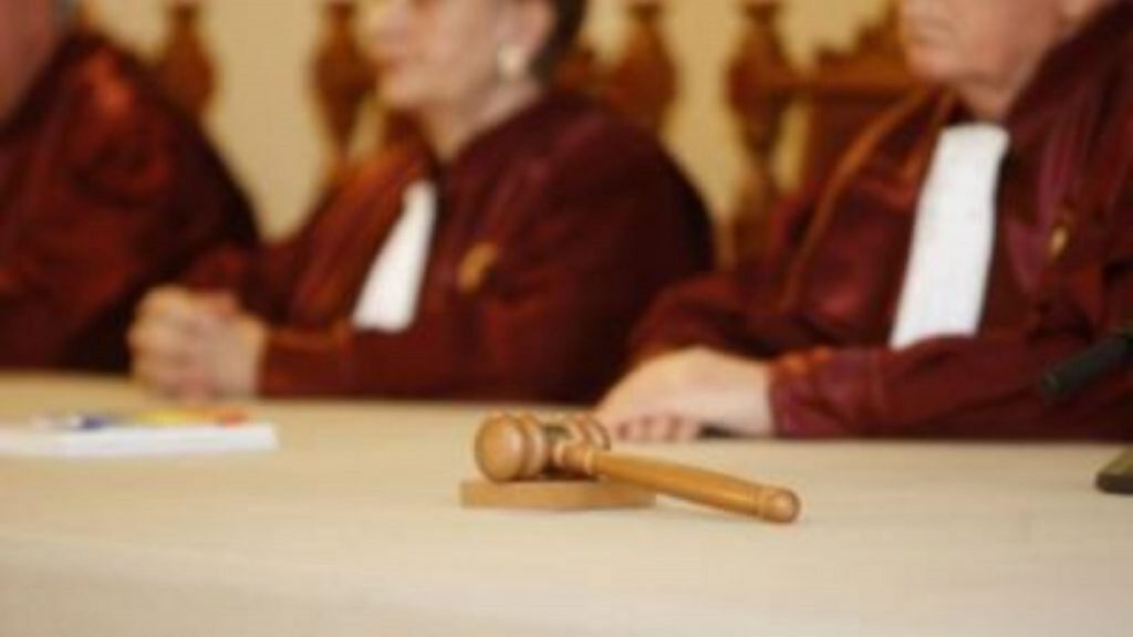 AUR îi cere lui Klaus Iohannis să nu promulge legile Justiției, după ce CCR a respins toate sesizările. „Constituția României a fost călcată în picioare”