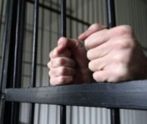 Eroare judiciară imensă. O mamă a stat 15 ani în pușcărie degeaba