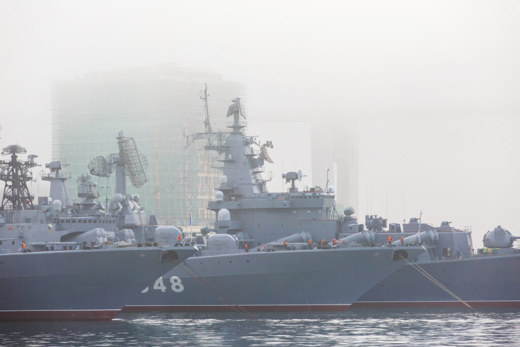 Navele de război rusești au ajuns în Arctica. Calea de transport maritim trebuie protejată