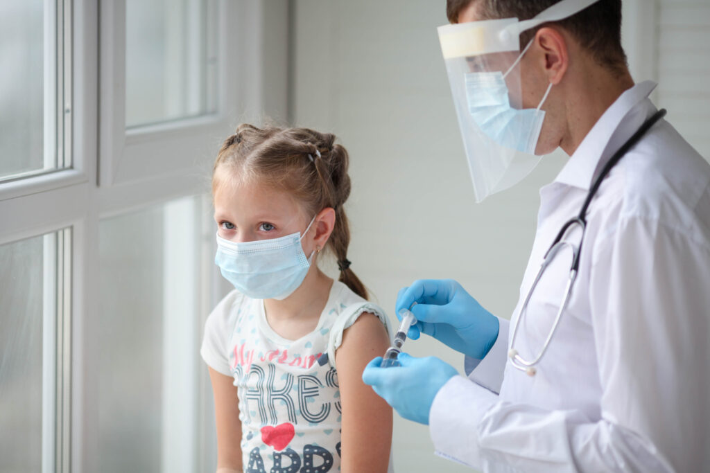 Copiii ar putea scăpa de vaccinarea anti-Covid. Explicația OMS