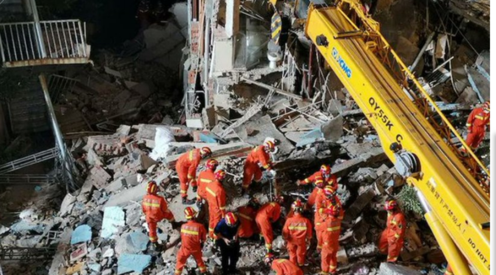 Tragedie într-un mare oraș din China. Cel puțin șase persoane și-au pierdut viața într-o explozie