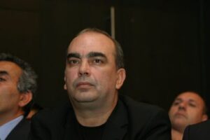 Nețoiu i-a atacat pe Băsescu și Coldea, la înmormântarea lui Dinu Vamă