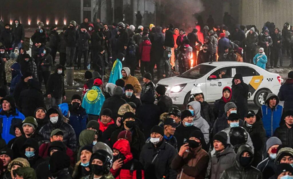 Ultimele detalii despre conflictul din Kazahstan. Protestele masive fac vâlvă pe plan internațional LIVE TEXT