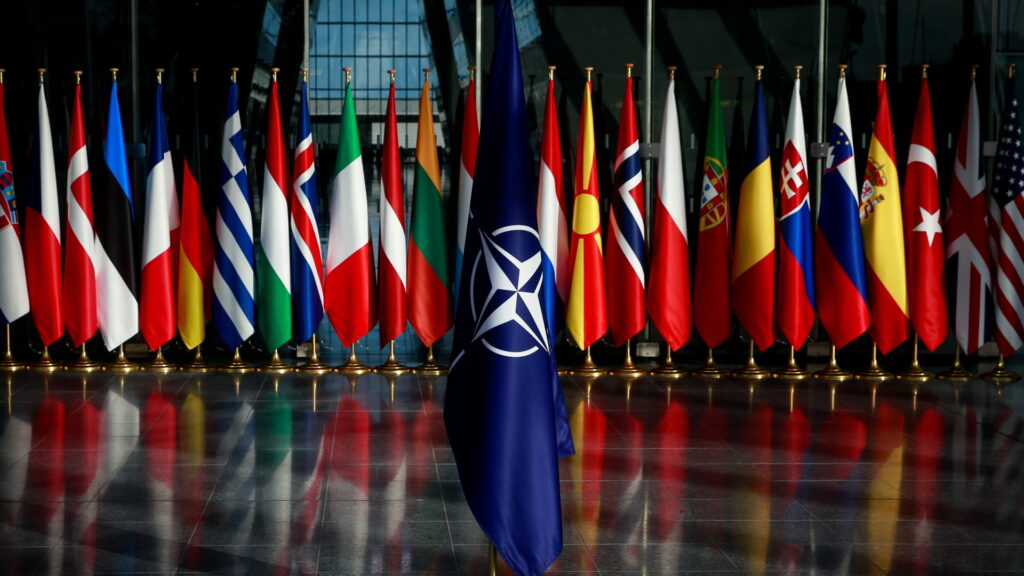 Ce va face NATO? Care sunt scenariile de după posibila invadare a Ucrainei