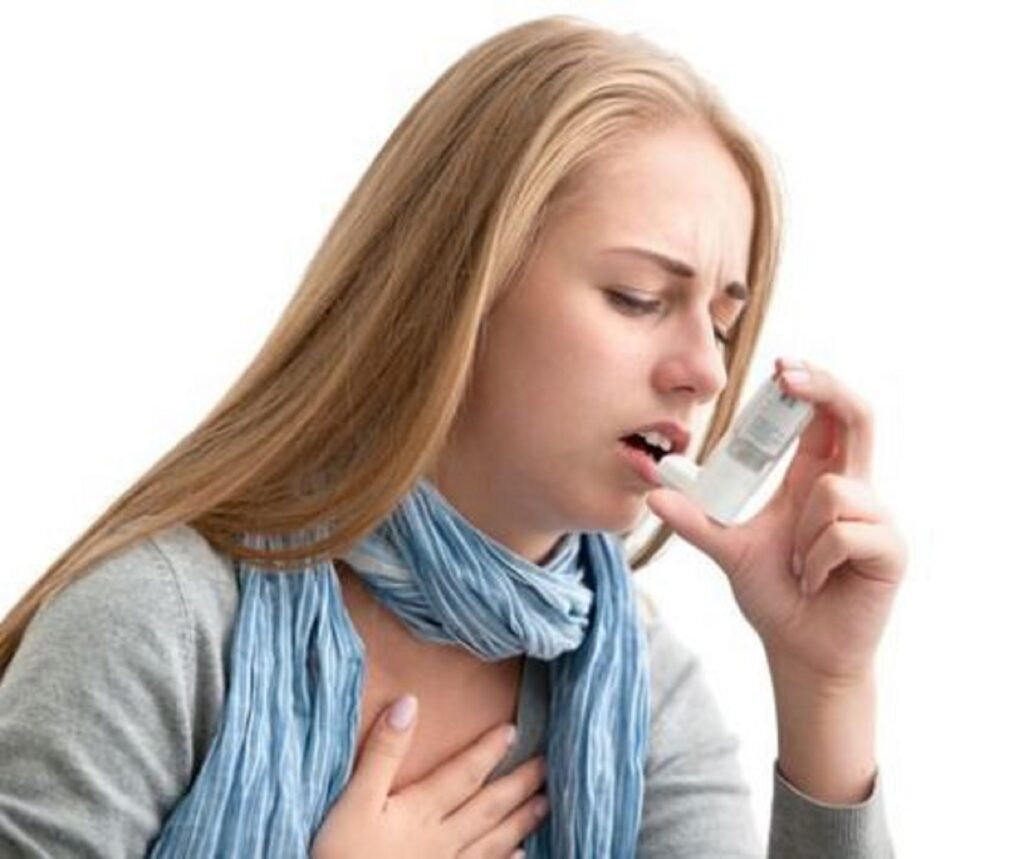 Avertisment pentru persoanele care suferă de astm