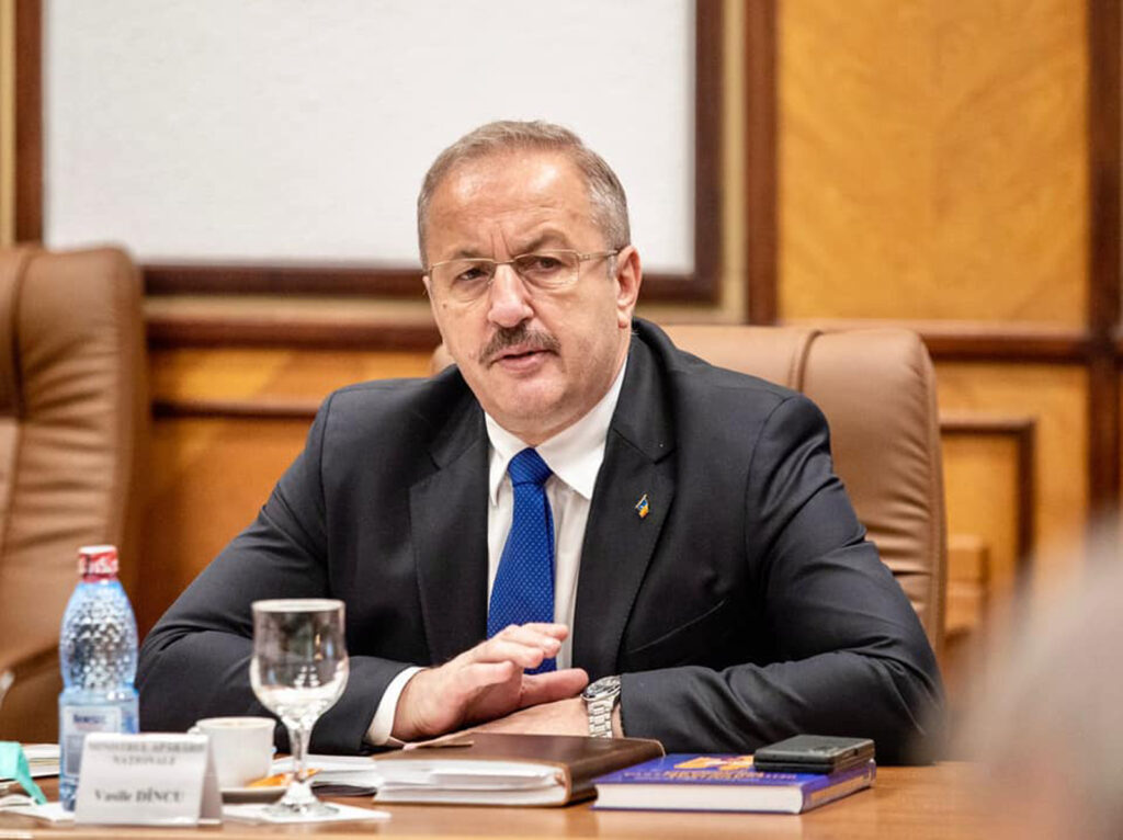 Ministrul Apărării, Vasile Dîncu, crede că va fi război în Ucraina! Între timp, România schimbă legile privind securitatea națională