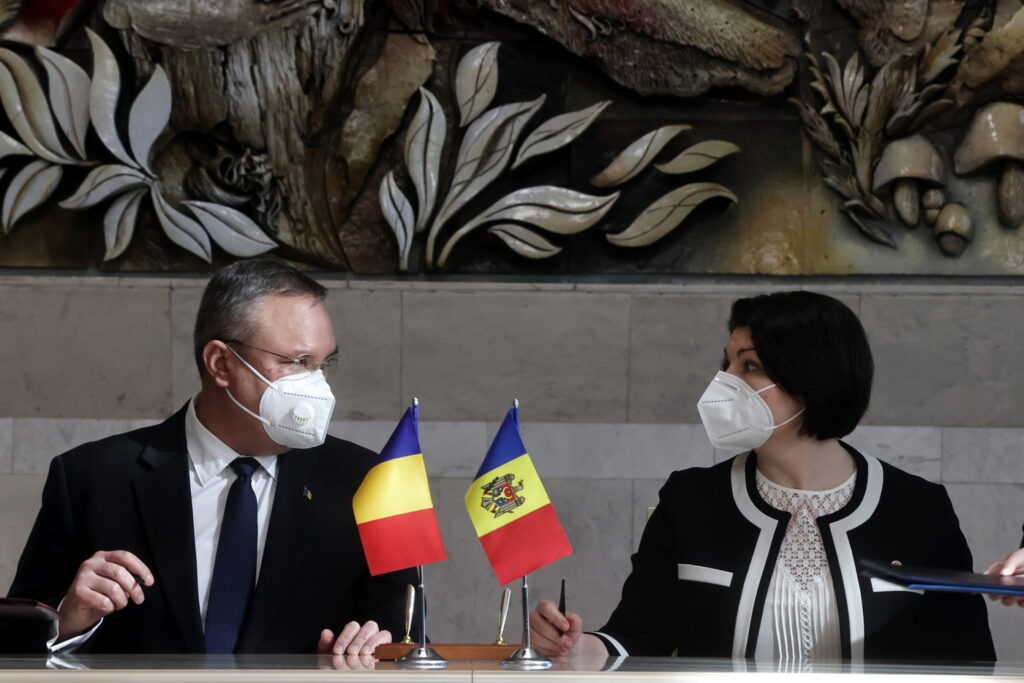 Întâlnirea dintre premierul Moldovei și Nicolae Ciucă. O prioritate „este să trecem cu bine peste această iarnă”