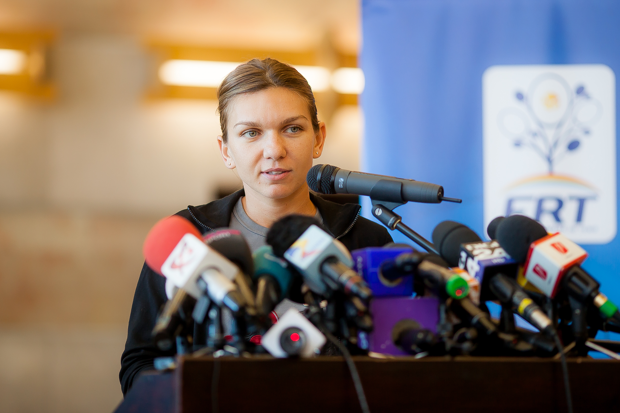 Τι λέει η Simona Halep για την πολύ κακή εμφάνιση του τουρνουά της Ντόχα.  Η αθλήτρια επέστρεψε στη χώρα μετά τη συμμετοχή της σε δύο σημαντικά τουρνουά