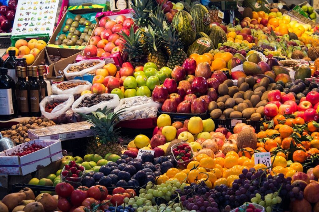 Fructele și legumele care te ajută să slăbești. Mențin senzația de sațietate o perioadă mai mare de timp