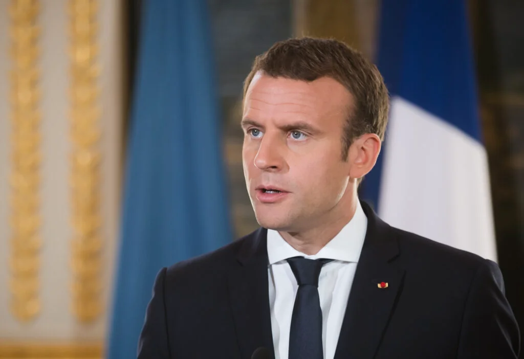 Emmanuel Macron, într-o ipostază rară. Cum se va afișa președintele Franței