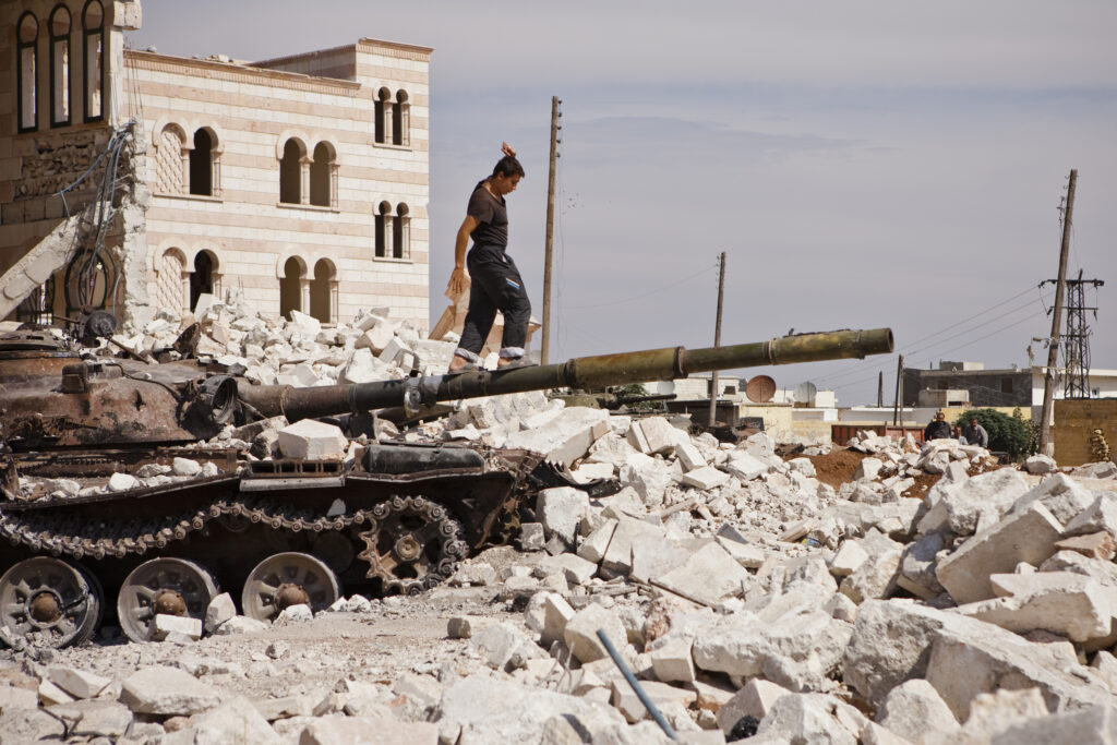 Criza războiului din Ucraina merge mână-n mână cu războiul civil din Siria