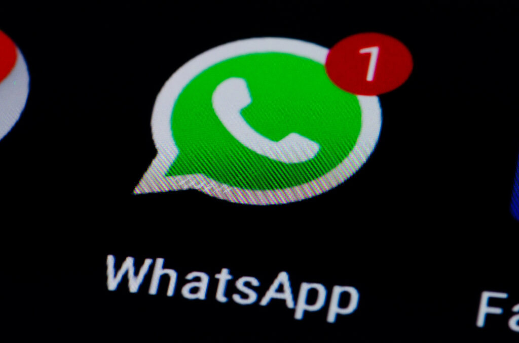 O noua înșelăciunea pe WhatsApp. Metoda prin care să te ferești de hackeri. „Oferă o protecție în plus”