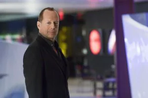 Starea lui Bruce Willis s-a agravat: nu mai poate citi, vorbi sau merge