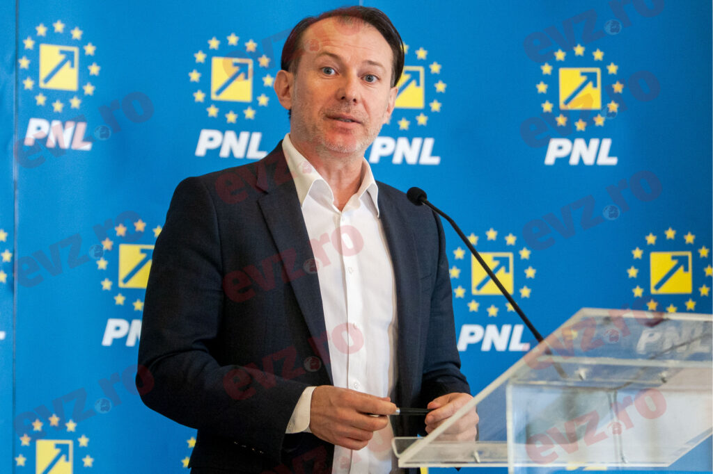 Se naște o nouă forță în politică în România. PNL tocmai a bătut palma, fuziunea a fost parafată