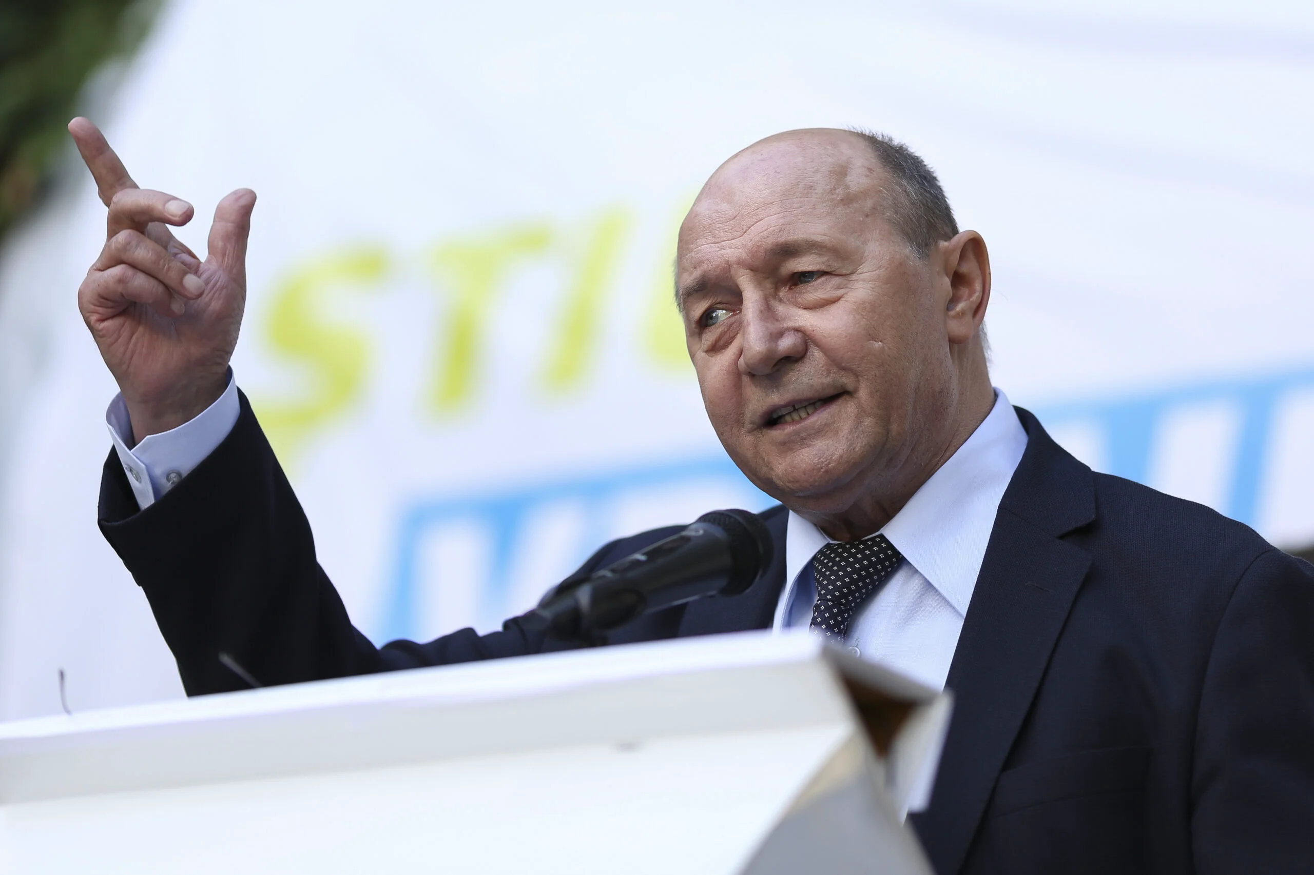 Traian Băsescu, președinte