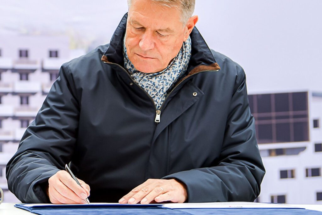 Klaus Iohannis a semnat decretul. Intră în vigoare de la 1 iulie. Este obligatoriu