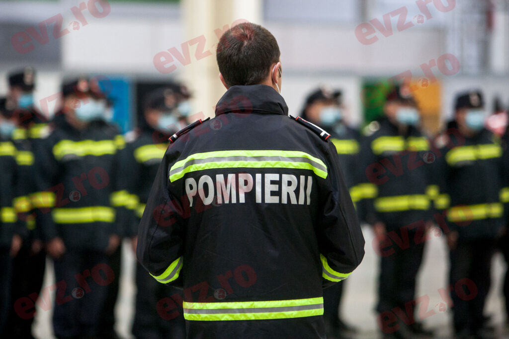 În ce instituții ale statului au încredere românii: Pompierii, Ambulanța și Biserica, pe primele locuri. Sondaj