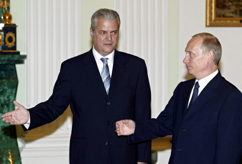 Adrian Năstase, față în față cu Vladimir Putin. Detalii neștiute din cadrul unei întâlniri istorice, de la Moscova