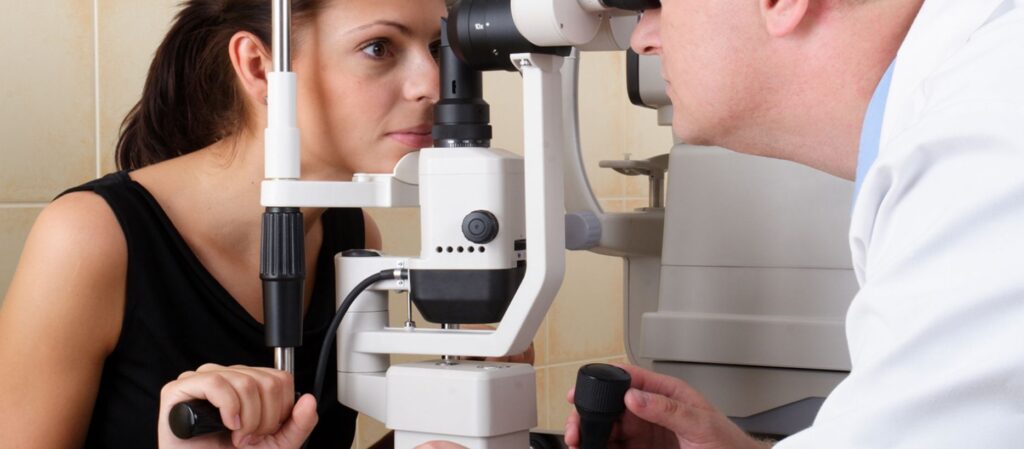 Care sunt problemele de sănătate care pot fi detectate prin ochi