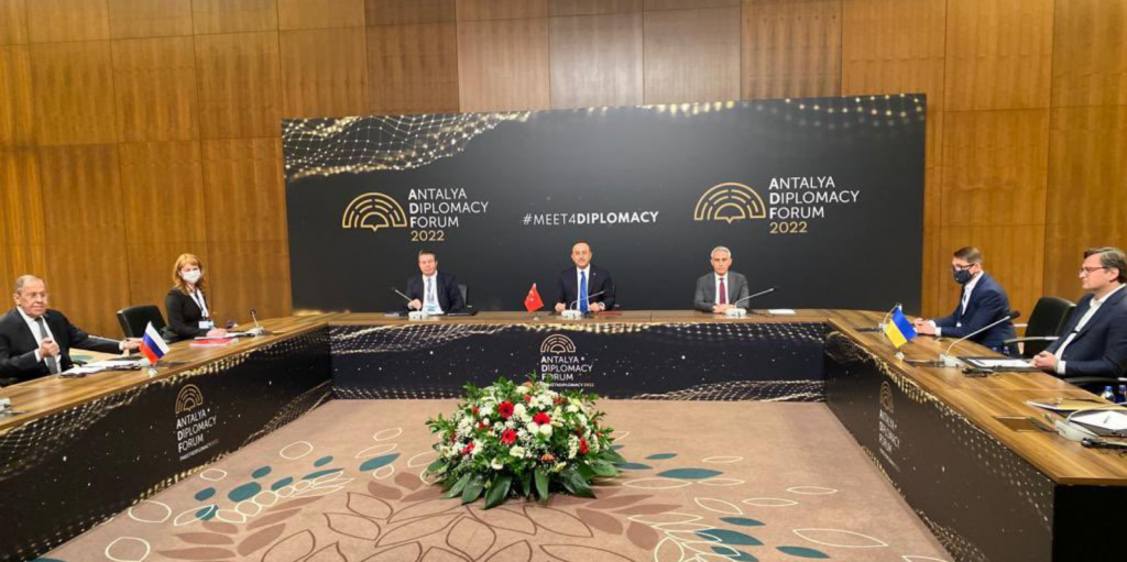 Negocieri ruso-ucrainene în Turcia. Lavrov și  Kuleba nu au ajuns la un acord. Amenințări la adresa celor care ajută Ucraina: „Răspund pentru acţiunile lor”. UPDATE
