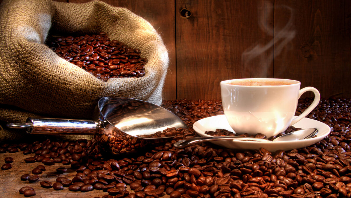 Bărbații se pot confrunta cu un nivel de colesterol crescut din cauza consumului de cafea