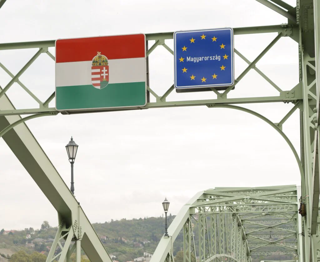 Ungaria modifică regulile de tranzit. Turiștii români, sancționați cu amenzi la revenirea în țară
