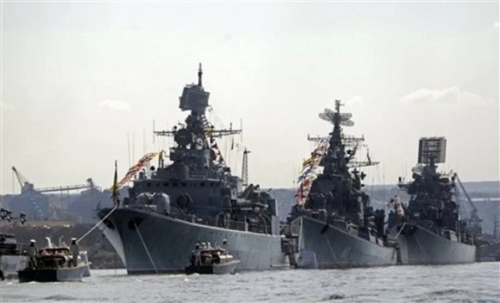 NATO - exerciții cu nave de război în Mediterana, după blocada Rusiei