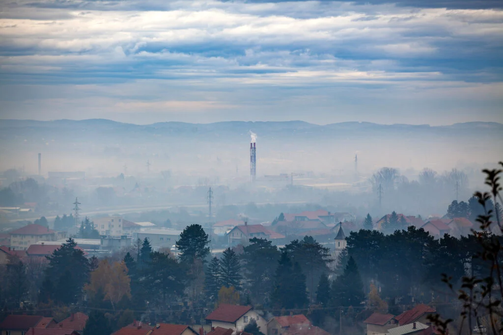 Aer otrăvit în București, în Ajun de Crăciun. Cele mai poluate zone