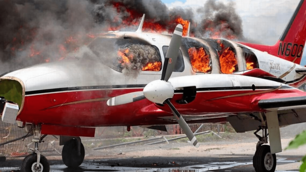 Protestatarii din Haiti au incendiat un avion care aparținea americanilor
