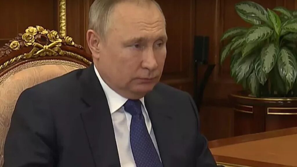 Vladimir Putin a șocat după ultima apariție publică. Liderul de la Kremlin s-a schimbat fizic în ultimele zile. VIDEO