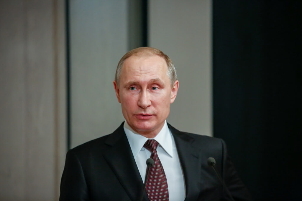 Vladimir Putin și obsesia pentru lumea ocultă. Președintele rus are propriul „Merlin la Kremlin” în care se încrede