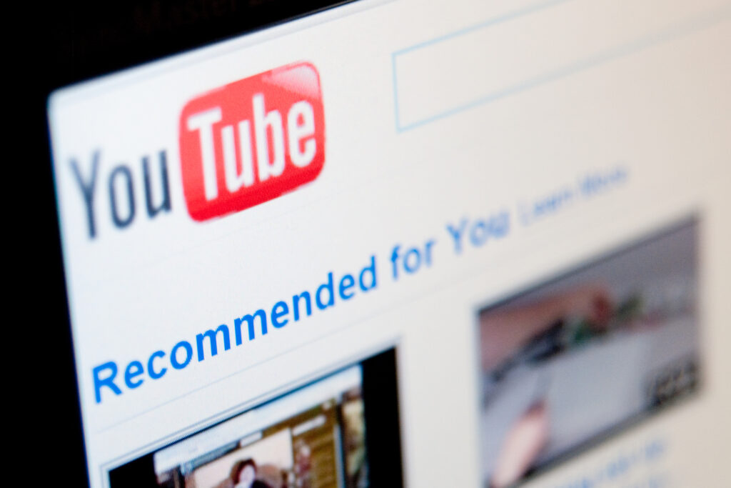 Youtube aduce noi modificări. Ce se va întâmpla cu cei care creează clipuri scurte