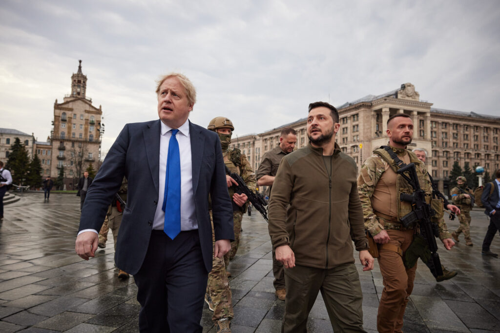 Demisionarul Boris Johnson este dorit premier la Kiev. Ucrainenii au inițiat o petiție către președintele Zelenski