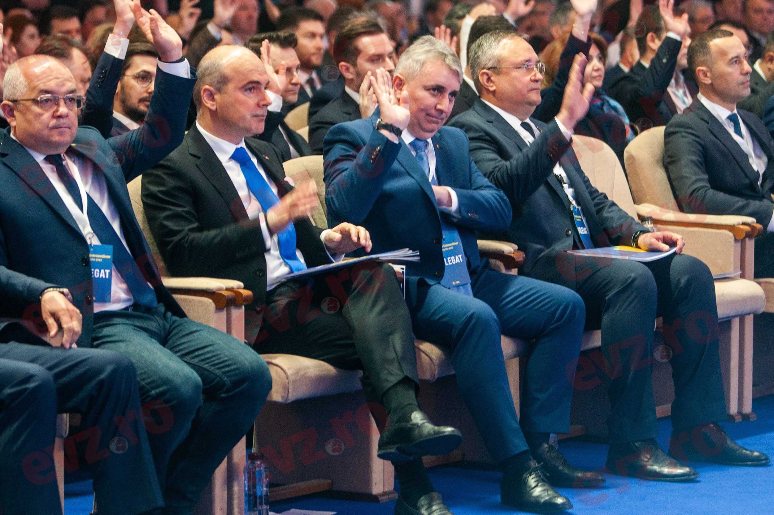 Rareș Bogdan în ședință PNL cu privire la coaliție