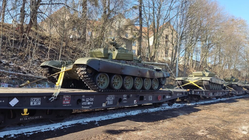 Războiul din Ucraina, ziua 301. Mișcări de trupe, camioane şi vagoane încărcate cu tancuri. Rusia pune la cale un atac dinspre Belarus. Video