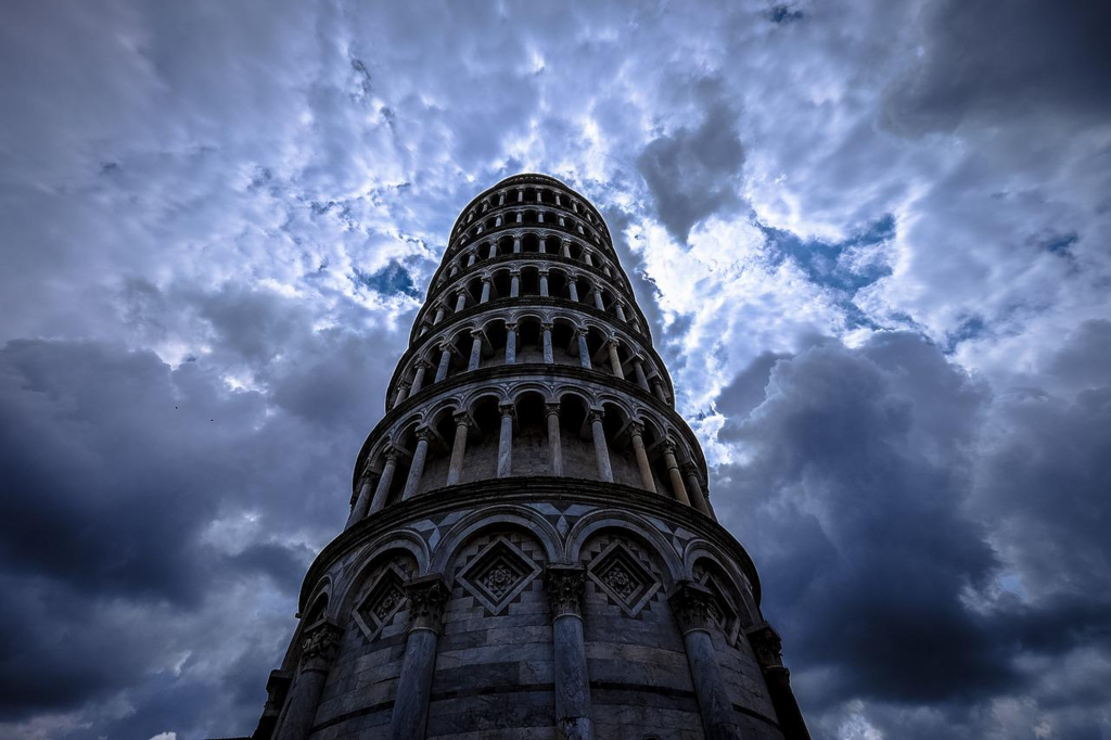 Misterele Turnului Înclinat din Pisa! Este la un pas de prăbușire. Trecutul controversat al construcției