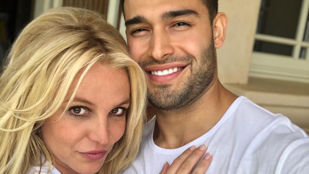 Britney Spears, divorțează din nou! Artista este acuzată de infidelitate și amenințată cu dezvăluiri de fostul soț