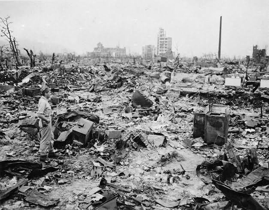 Ce s-a urmărit, de fapt, prin lansarea bombelor atomice de la Hiroshima și Nagasaki