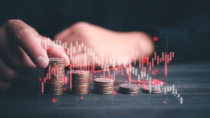România se ascufundă în datorii. Avertisment de la BNR
