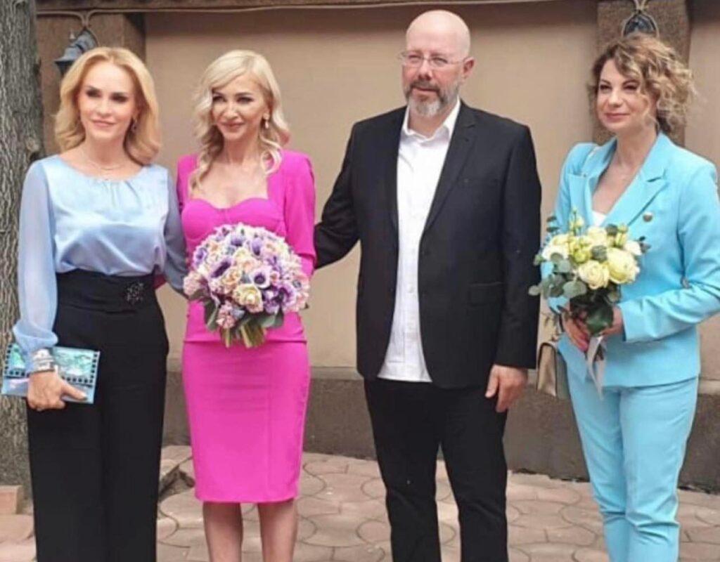 Nuntă mare în PSD. Aurelian Bădulescu, fostul viceprimar al Capitalei, s-a însurat. Gabriela Firea, invitat de onoare