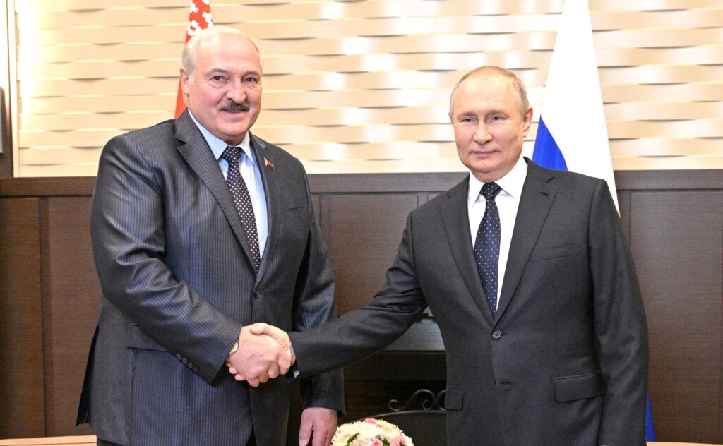 Putin vrea „să îl omoare pe Lukașenko”: complot pentru a acuza SUA și a constrânge Belarusul să intre în război