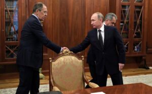 Lavrov, plin de tupeu: vrea ca Rusia să participe la garanțiile de securitate pentru Ucraina