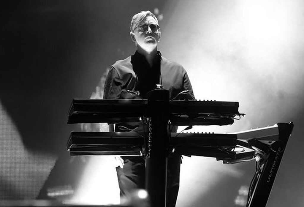 S-a stins o legendă a muzicii. Andrew Fletcher, membru al trupei Depeche Mode, a murit la vârsta de 60 de ani